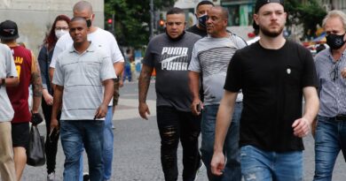 Covid-19: Brasil registra 75 mortes e 12,3 mil novos casos em 24 horas