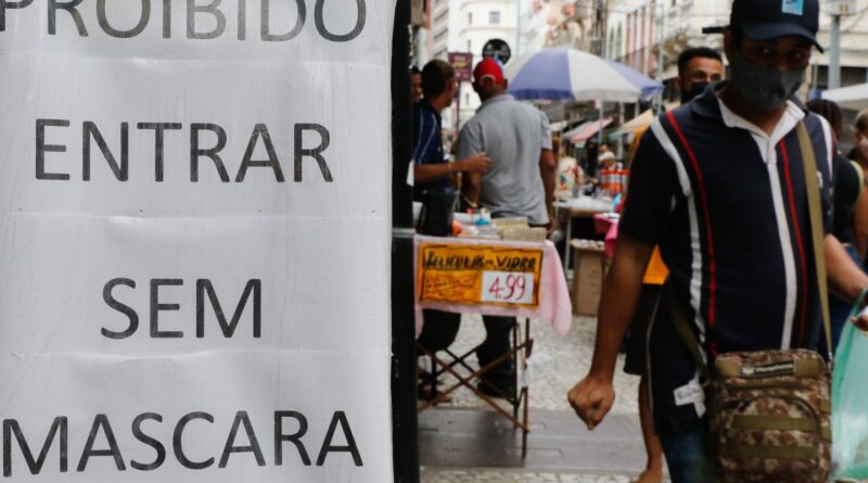 Brasil registra 1,6 mil casos confirmados de covid-19 em 24 horas