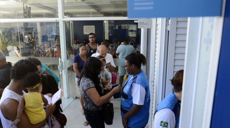 Gripe se aproxima da covid-19 como principal causadora de SRAG