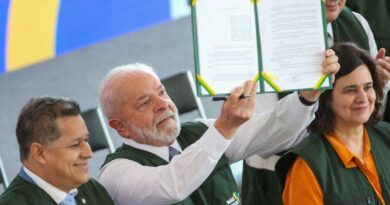 Lula sanciona lei do Mais Médicos