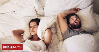 Por que cada vez mais casais estão dormindo separados