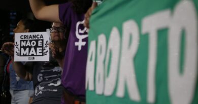 Saiba como é a legislação sobre aborto pelo mundo